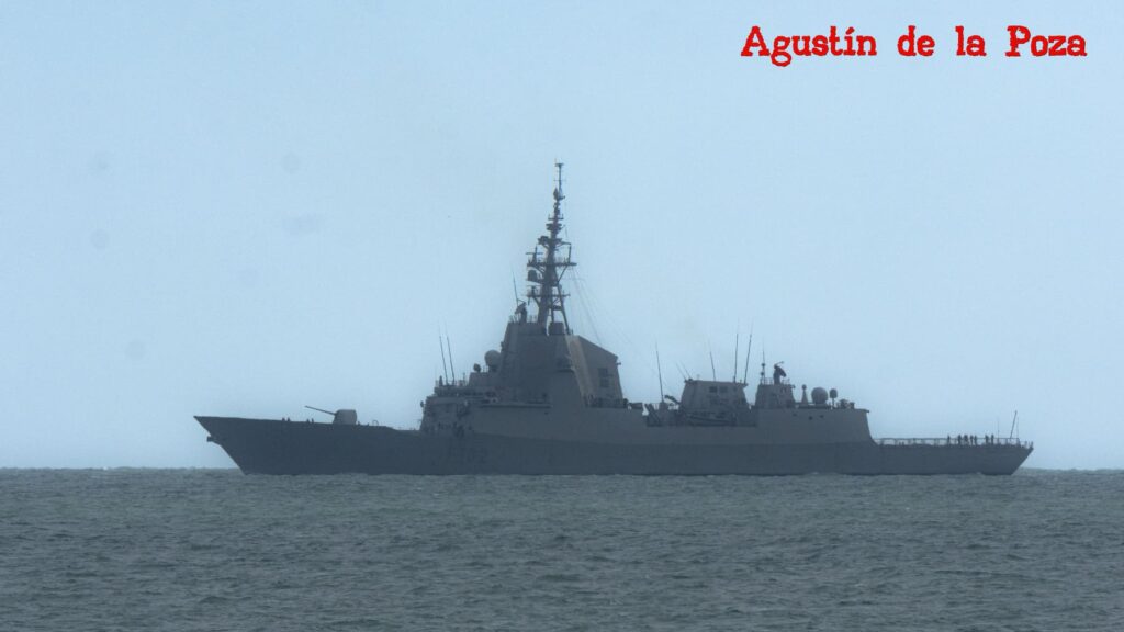 La fragata Almirante Juan de Borbón realiza parada técnica en la Base Naval de Rota