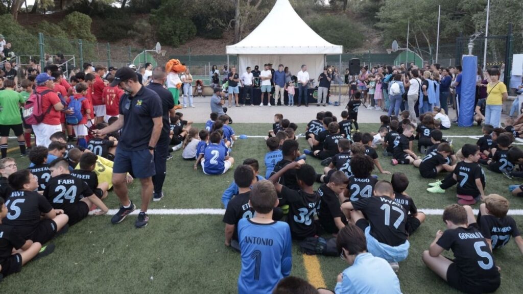 Rota acoge la clausura solidaria de la Escuela de Fútbol EFI Meva este viernes