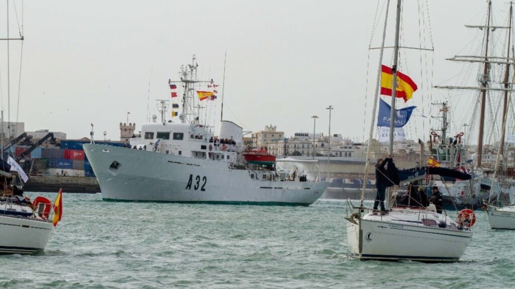 El buque ‘Tofiño’ de la Armada abrirá sus puertas en el puerto de Almería