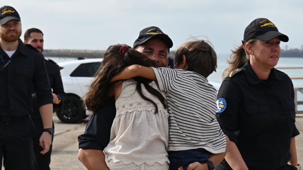 Regreso de la fragata Santa María a la Base Naval de Rota