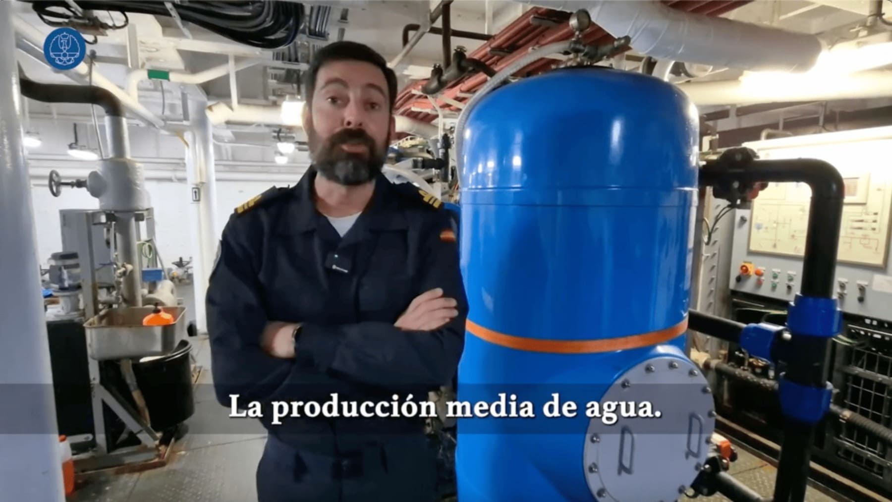 La Armada muestra cómo agua potable al día en el buque Juan Carlos I ...