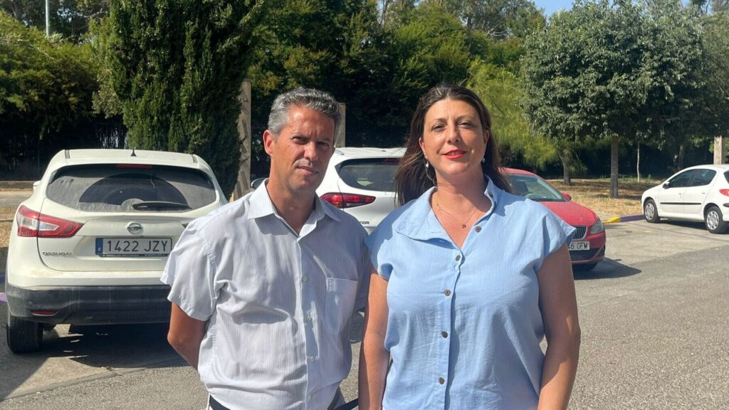 El Partido Popular reclama en Rota eliminar ventajas al «veraneante» en los aparcamientos