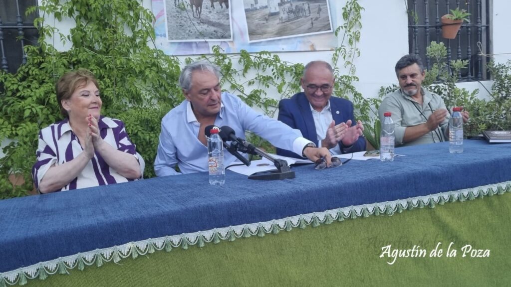 Presentación en Bonanza del libro sobre el USS Tritón y la circunnavegación de 1960