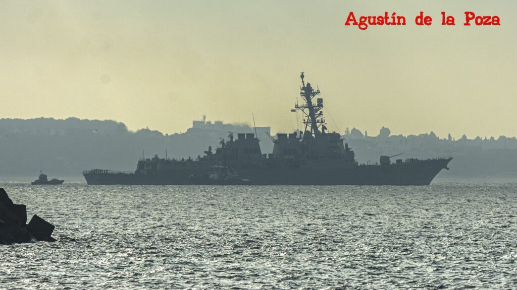 El destructor Bulkeley DDG-84 inicia nueva etapa desde la Base Naval