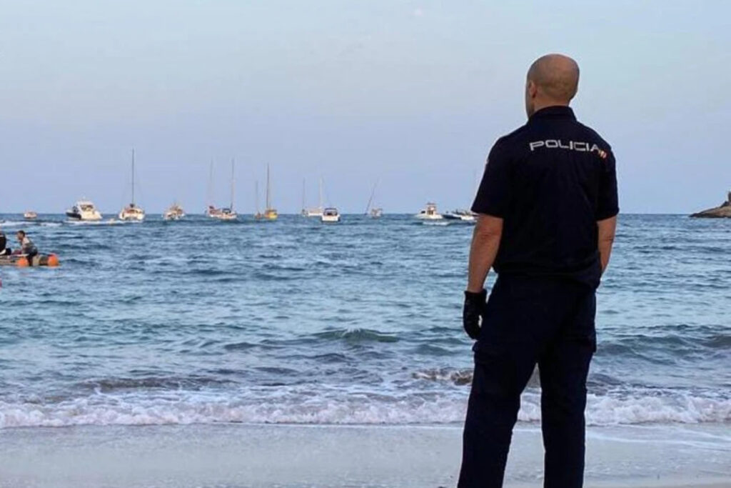 Policía Nacional halla a un joven desaparecido en Rota tras siete horas de búsqueda