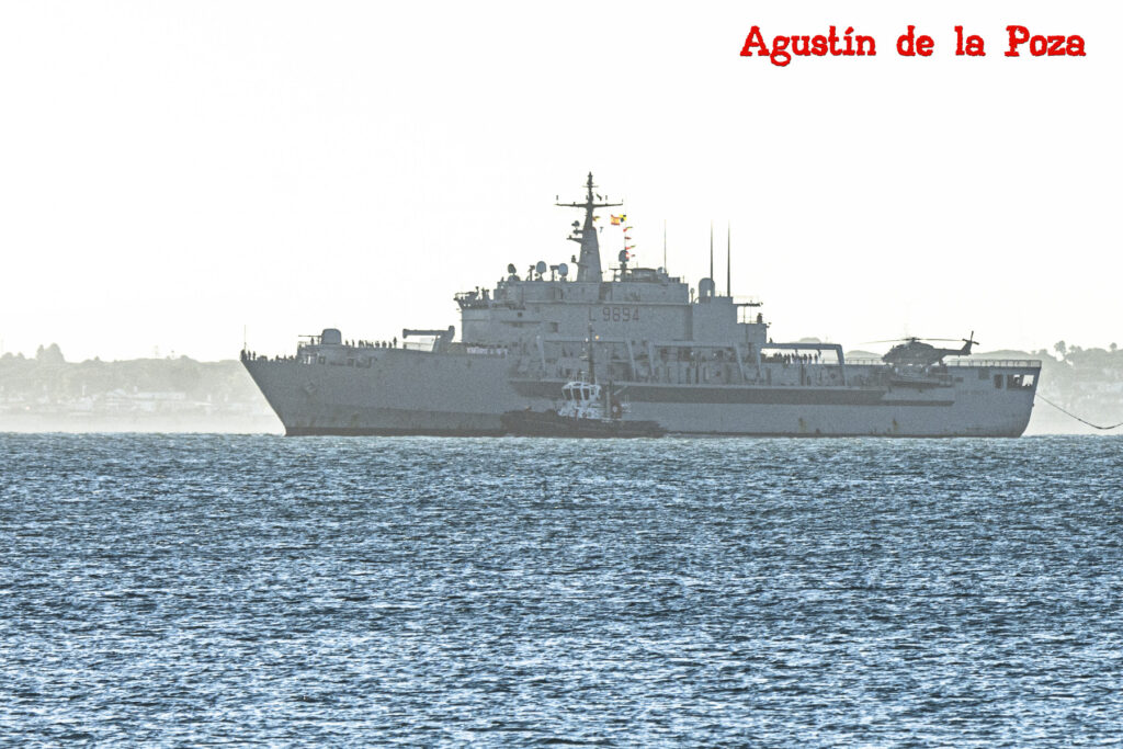 El San Giusto realiza escala técnica en la Base Naval de Rota con cadetes italianos