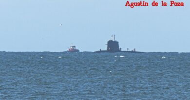 El submarino francés Améthyste S605 atraca en la Base Naval de Rota