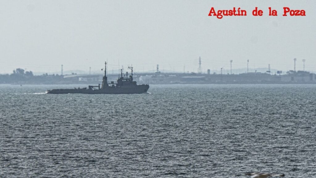 El Mar Caribe de la Armada asegura el suministro a guarniciones aisladas en el norte de África