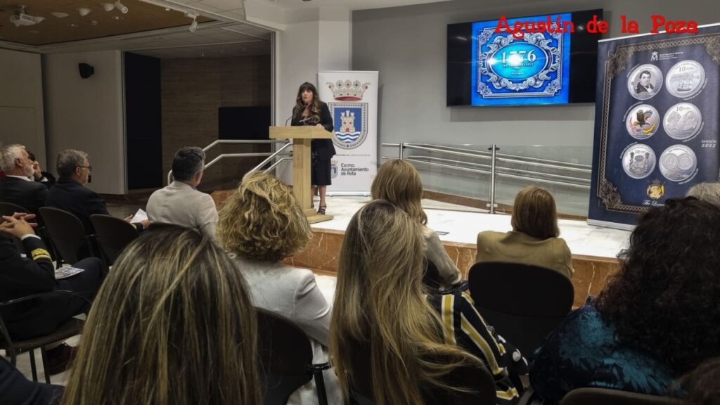 Eva García presenta en Rota 1776 We the Hispanics sobre España y EE.UU.