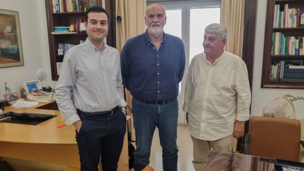 APYTERMI reclama una conexión ferroviaria que una Rota con la Costa Noroeste