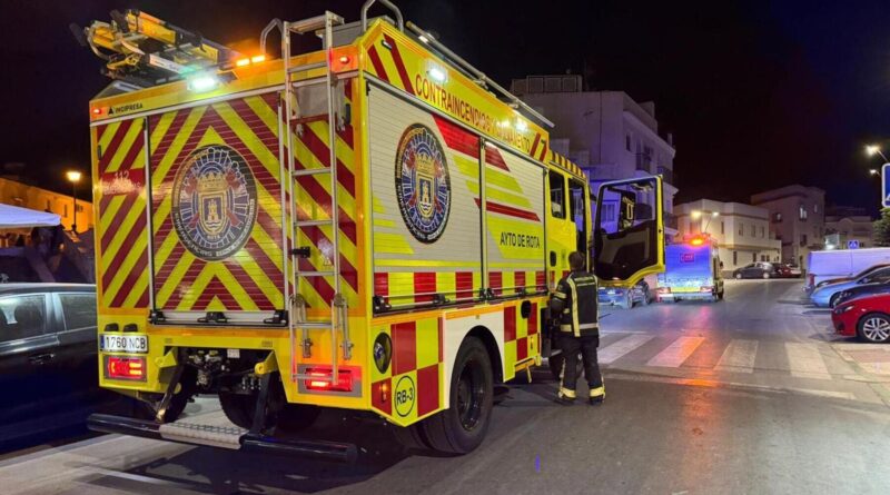 Susto en una boda de Rota por la urgencia sanitaria de una menor de 20 meses