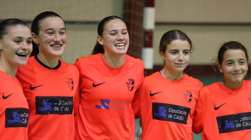 Aitana, Lucía, Laura, Elena, Valeria y Rocío, convocadas por la selección sub16