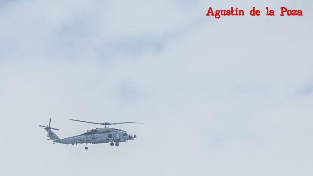 Entrenamiento del escuadrón HSM-79 próximo a la Base Naval de Rota