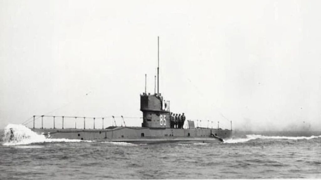 Un pecio histórico frente a Rota revela su origen como submarino francés