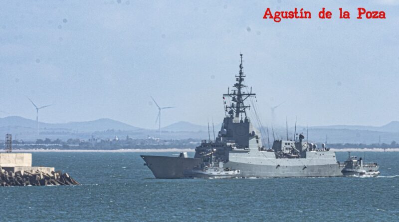 La Armada recibe en Rota a la fragata Álvaro de Bazán F-101