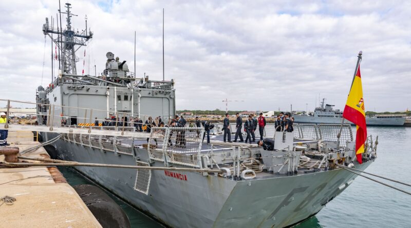 Tres fragatas de la Armada harán escala este viernes en el puerto de Alicante