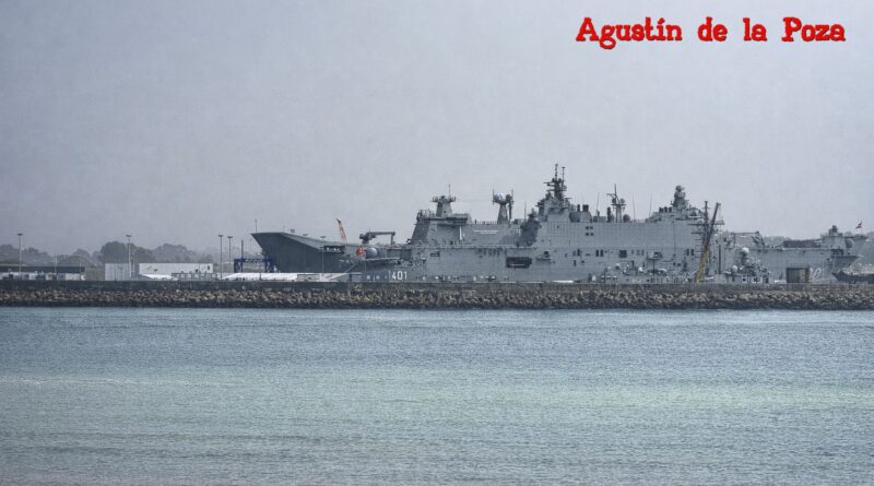 El portaeronaves Anadolu y el Juan Carlos I coinciden en la Base Naval de Rota