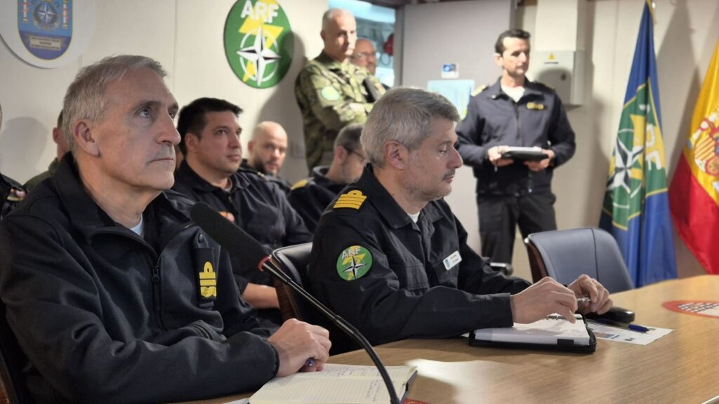 La Armada recibe en Rota al buque Castilla tras seis semanas de operaciones en el norte de Europa