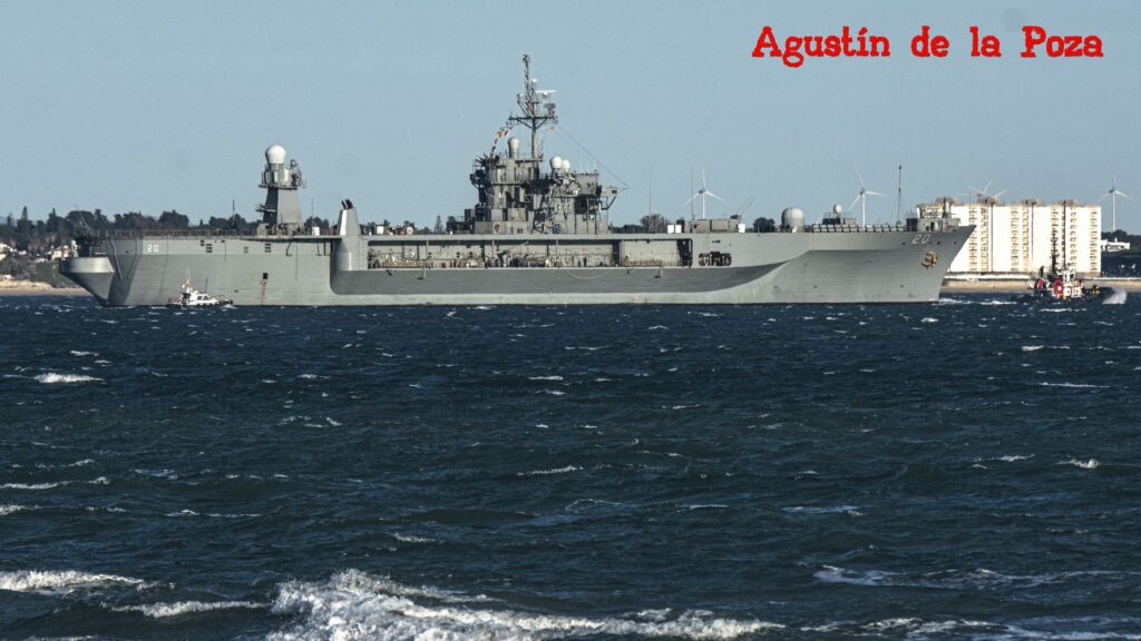 Base Naval de Rota registra la salida del USS Mount Whitney LCC 20, buque de mando de la Sexta Flota