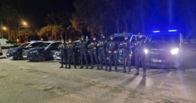 Policía Nacional en Rota