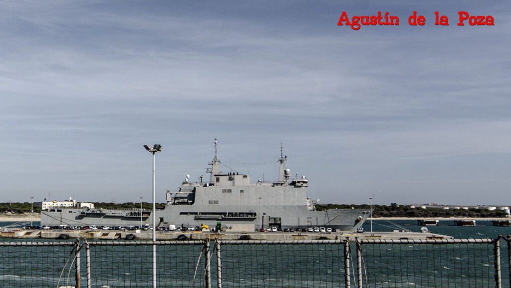 La Armada prepara el Galicia L-51 para el Jueves Santo