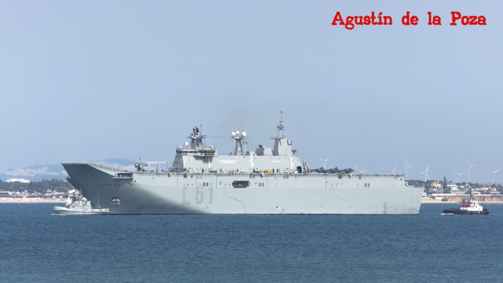 La Armada registra una afluencia de 20.000 personas en las jornadas de puertas abiertas del Juan Carlos I