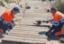 Trabajos de reparación de accesos en las playas de las zonas de Peginas y Aguadulce