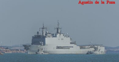 El buque Galicia L-51 regresa a la Base Naval de Rota tras completar su despliegue de seguridad en Mauritania
