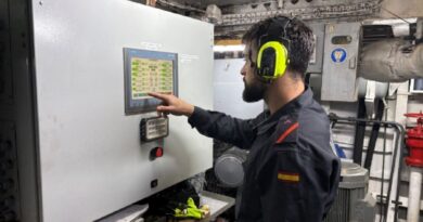 La Armada despliega el patrullero Medas P-26 en aguas del Estrecho de Gibraltar y el mar de Alborán