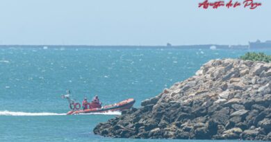La Base Naval de Rota pone a prueba su respuesta ante un vertido de combustible