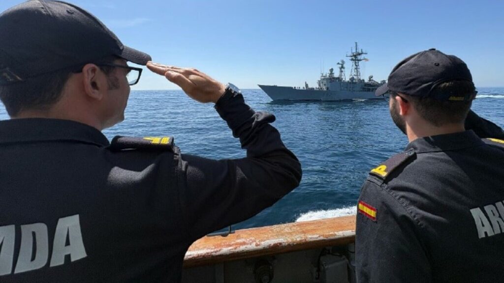 El patrullero Medas concluye la misión de vigilancia marítima en el mar de Alborán