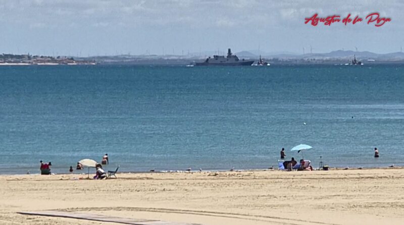 La corbeta turca TCG Burgazada F-513 zarpa de Rota tras una escala técnica rumbo al norte de Europa