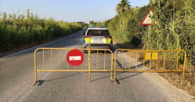 Rota corta durante dos días un carril de acceso por Punta Candor para reparar el firme