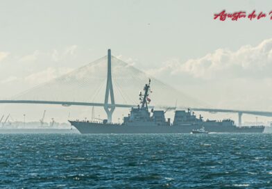 El USS John Basilone DDG-122 Llega a la Base Naval de Rota