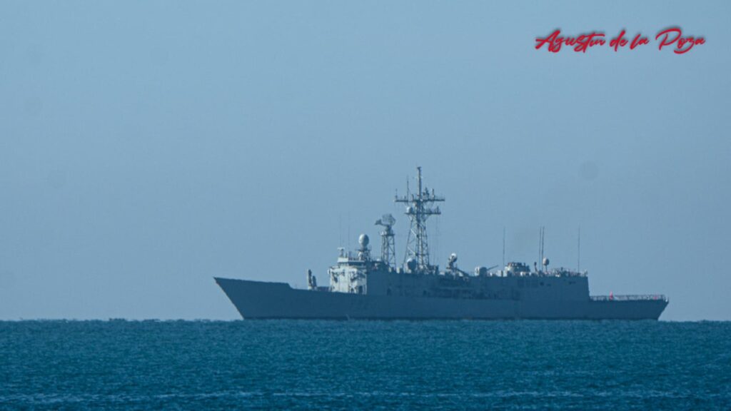La fragata Victoria F-82 regresa a la Base Naval de Rota